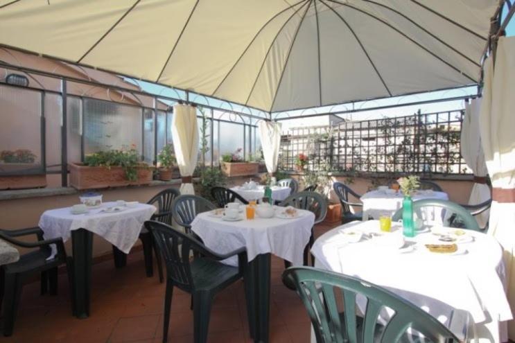 Nazional Rooms Rome Bagian luar foto