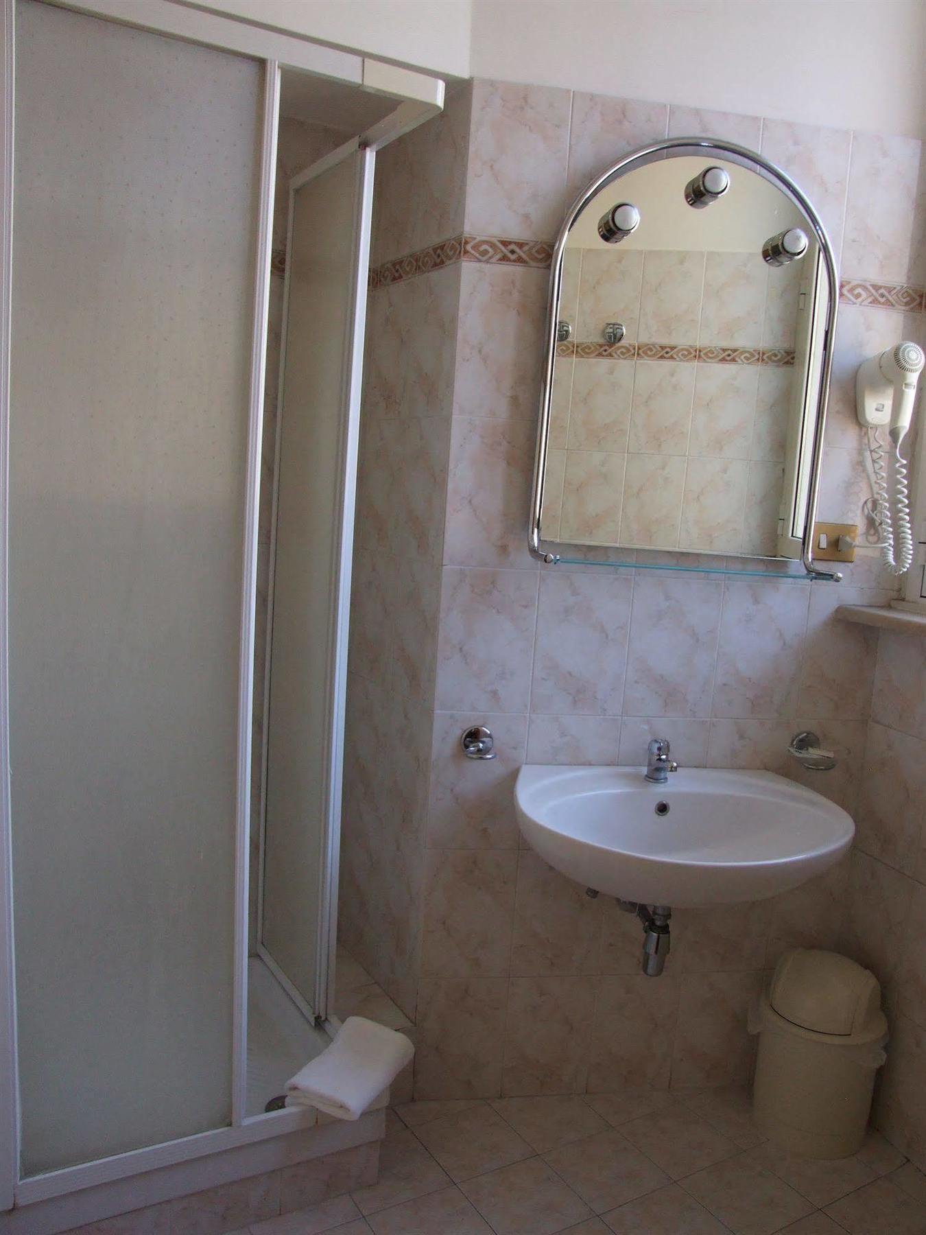 Nazional Rooms Rome Bagian luar foto