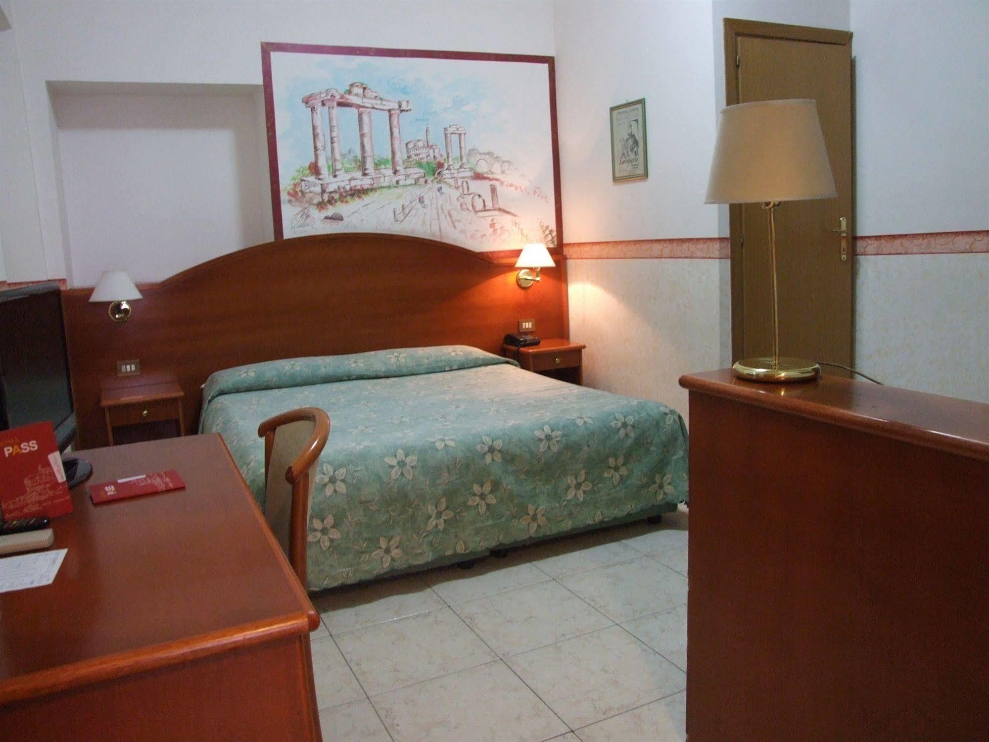 Nazional Rooms Rome Bagian luar foto
